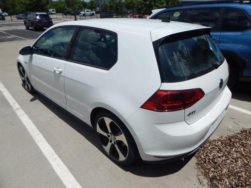 2015 Volkswagen Golf GTI 2.0T S 4-Door