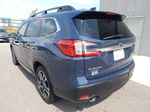 2025 Subaru Ascent Touring 7-Passenger