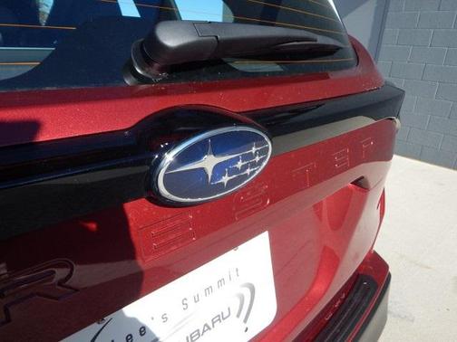 2025 Subaru Forester Base