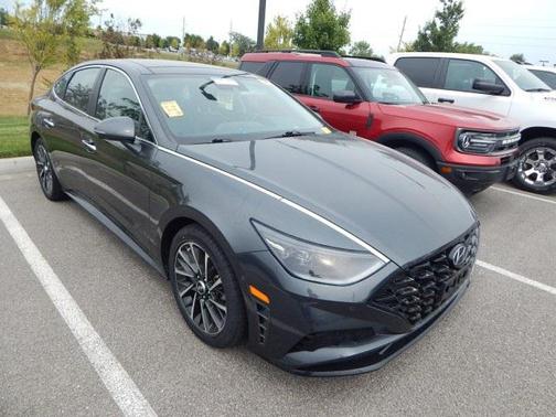 2022 Hyundai SONATA Limited