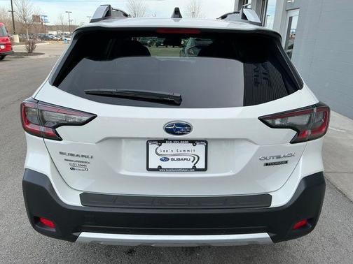 2025 Subaru Outback Touring