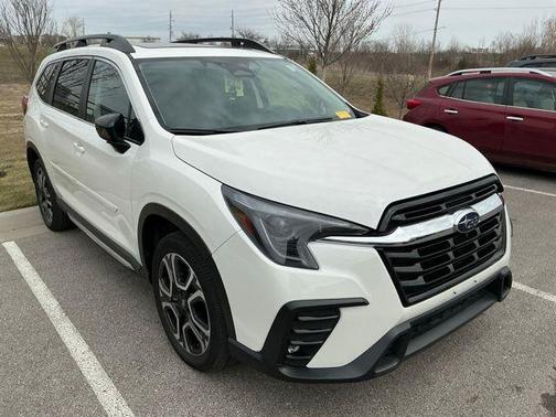 Crystal White Pearl 2024 Subaru Ascent Limited 7-Passenger