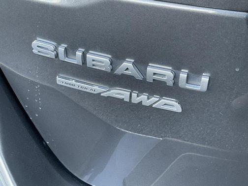 2022 Subaru Outback Touring XT