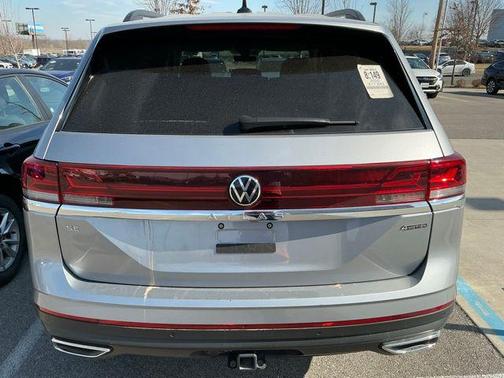 2025 Volkswagen Atlas 2.0T SE w/Technology 4MOTION