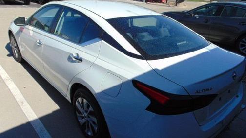 2022 Nissan Altima 2.5 S