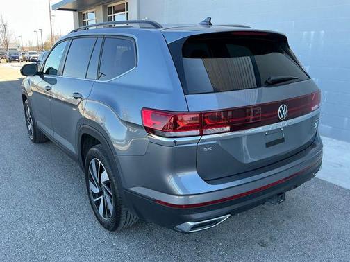 2025 Volkswagen Atlas 2.0T SE w/Technology 4MOTION