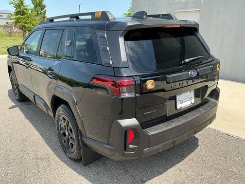 Crystal Black Silica 2026 Subaru Outback Wilderness