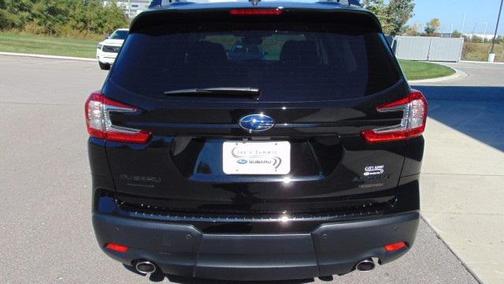2025 Subaru Ascent Bronze Edition 7-Passenger