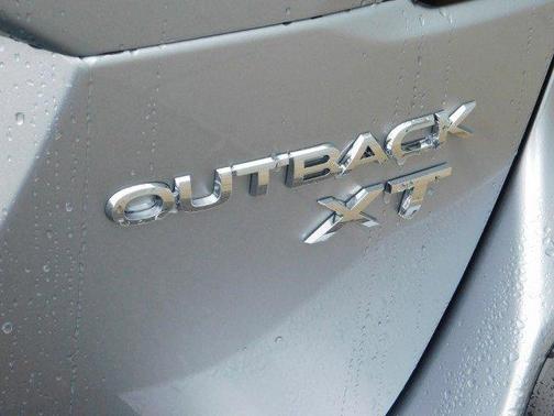 2025 Subaru Outback Limited XT