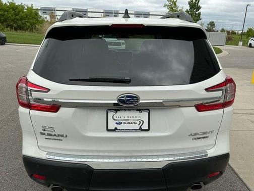 Crystal White Pearl 2024 Subaru Ascent Limited 7-Passenger