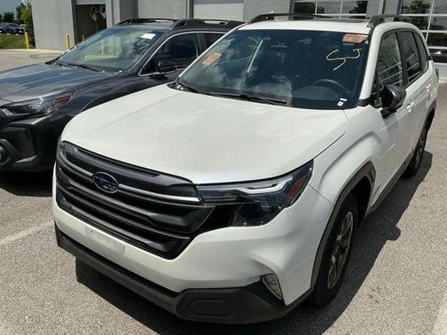 Crystal White Pearl 2025 Subaru Forester Premium