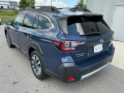 Cosmic Blue Pearl 2024 Subaru Outback Limited