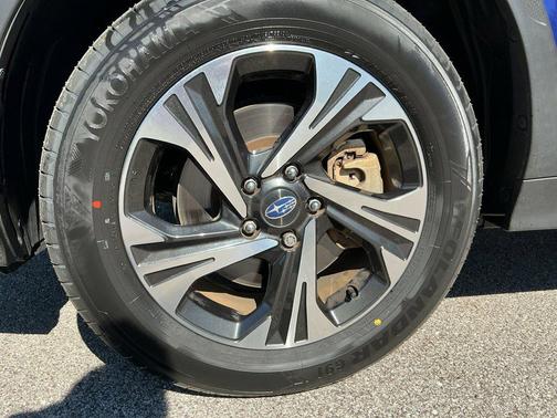 Sapphire Blue Pearl 2024 Subaru Crosstrek Premium