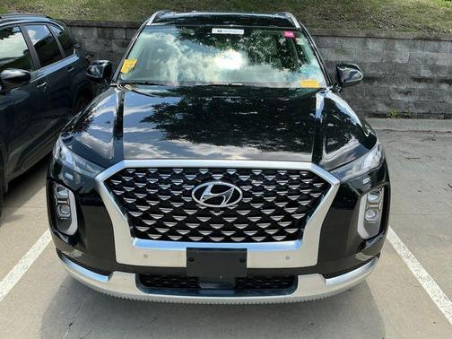 Becketts Black 2021 Hyundai PALISADE Calligraphy