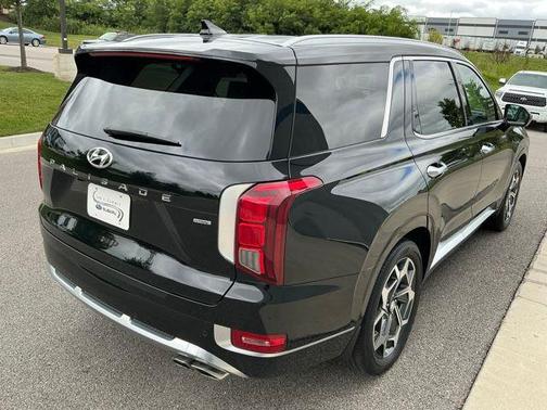 Becketts Black 2021 Hyundai PALISADE Calligraphy