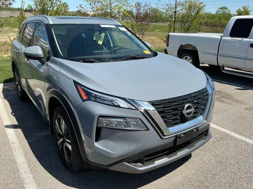 Boulder Gray Pearl 2023 Nissan Rogue SL