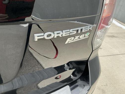 2017 Subaru Forester 2.5i