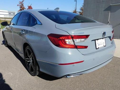 2022 Honda Accord Hybrid Touring
