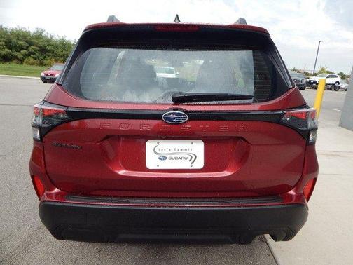 2025 Subaru Forester Base