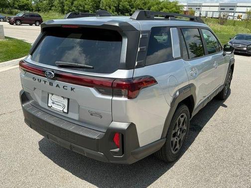Ice Silver Metallic 2026 Subaru Outback Limited