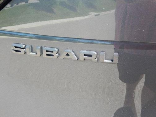 2025 Subaru Forester Base