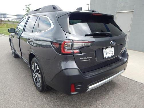 2022 Subaru Outback Limited XT