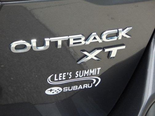 2022 Subaru Outback Limited XT