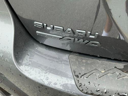 MAGNETITE GRAY PEARL 2026 Subaru Crosstrek Limited