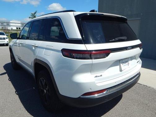 2023 Jeep Grand Cherokee Limited X