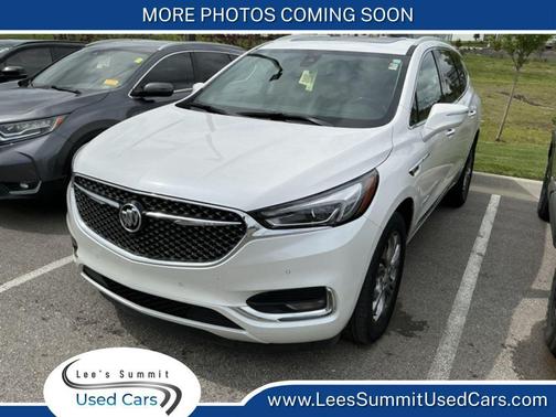 White Frost Tricoat 2021 Buick Enclave Avenir