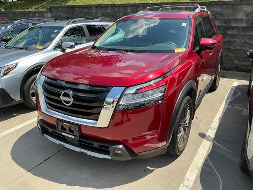 Scarlet Ember Tintcoat 2022 Nissan Pathfinder SL