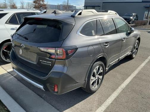 2022 Subaru Outback Touring XT