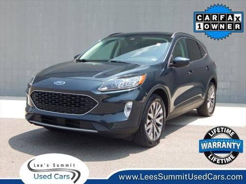 2022 Ford Escape Titanium