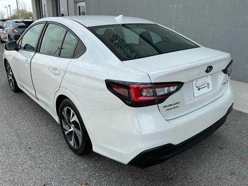 Crystal White Pearl 2025 Subaru Legacy Premium