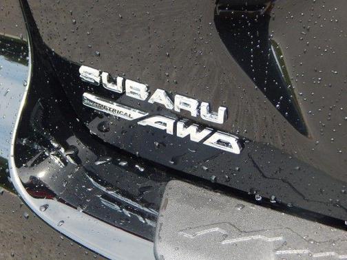 Crystal Black Silica 2025 Subaru Crosstrek Premium