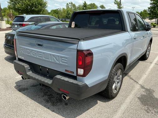 Sonic Gray Pearl 2025 Honda Ridgeline TrailSport