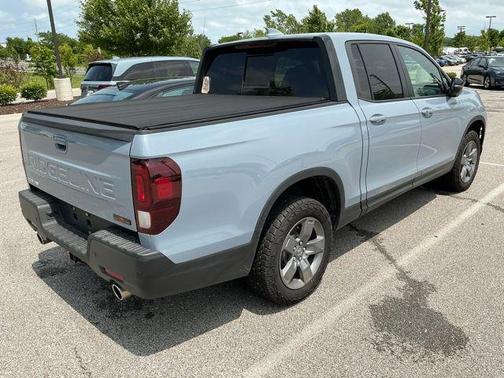 Sonic Gray Pearl 2025 Honda Ridgeline TrailSport