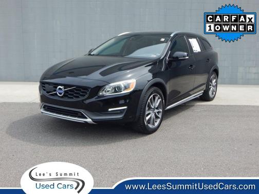 2015 Volvo V60 Cross Country T5 Platinum