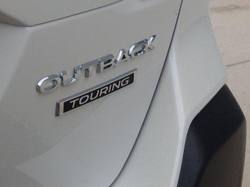 2025 Subaru Outback Touring