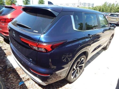 2024 Mitsubishi Outlander SE Black Edition