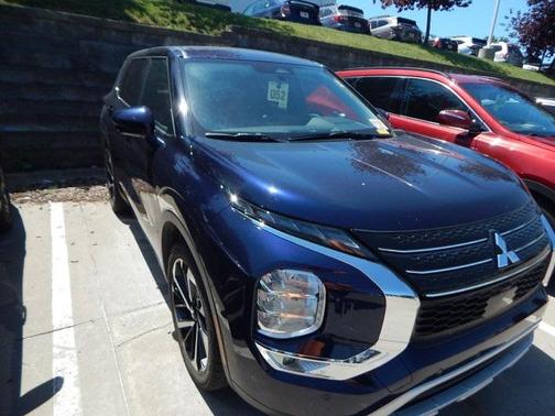2024 Mitsubishi Outlander SE Black Edition