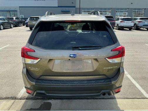 Sepia Bronze Metallic 2019 Subaru Forester Premium