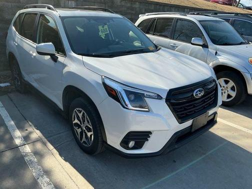 2022 Subaru Forester Premium