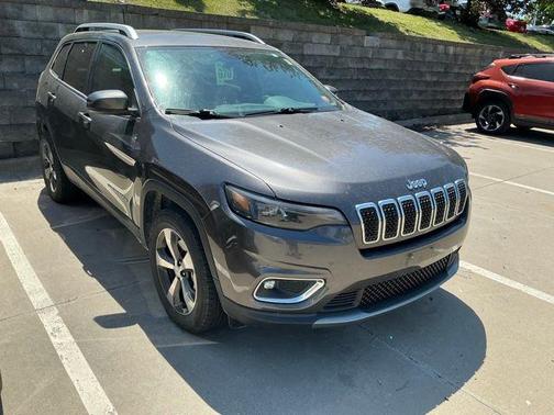Granite Crystal Metallic Clearcoat 2019 Jeep Cherokee Limited