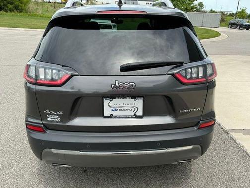 Granite Crystal Metallic Clearcoat 2019 Jeep Cherokee Limited