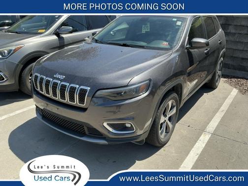 Granite Crystal Metallic Clearcoat 2019 Jeep Cherokee Limited