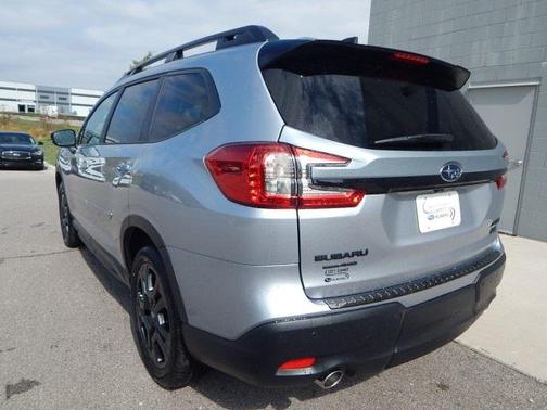 2025 Subaru Ascent Onyx Edition Touring 7-Passenger