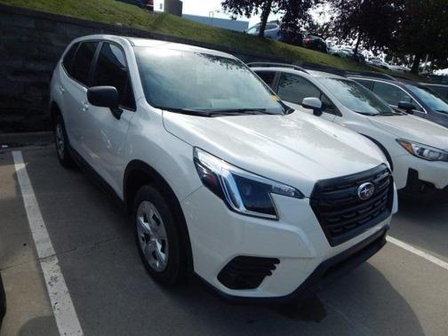 2023 Subaru Forester Base
