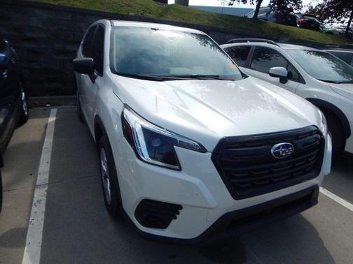 2023 Subaru Forester Base
