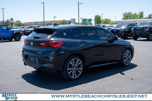 Black Sapphire Metallic 2020 BMW X2 M35i
